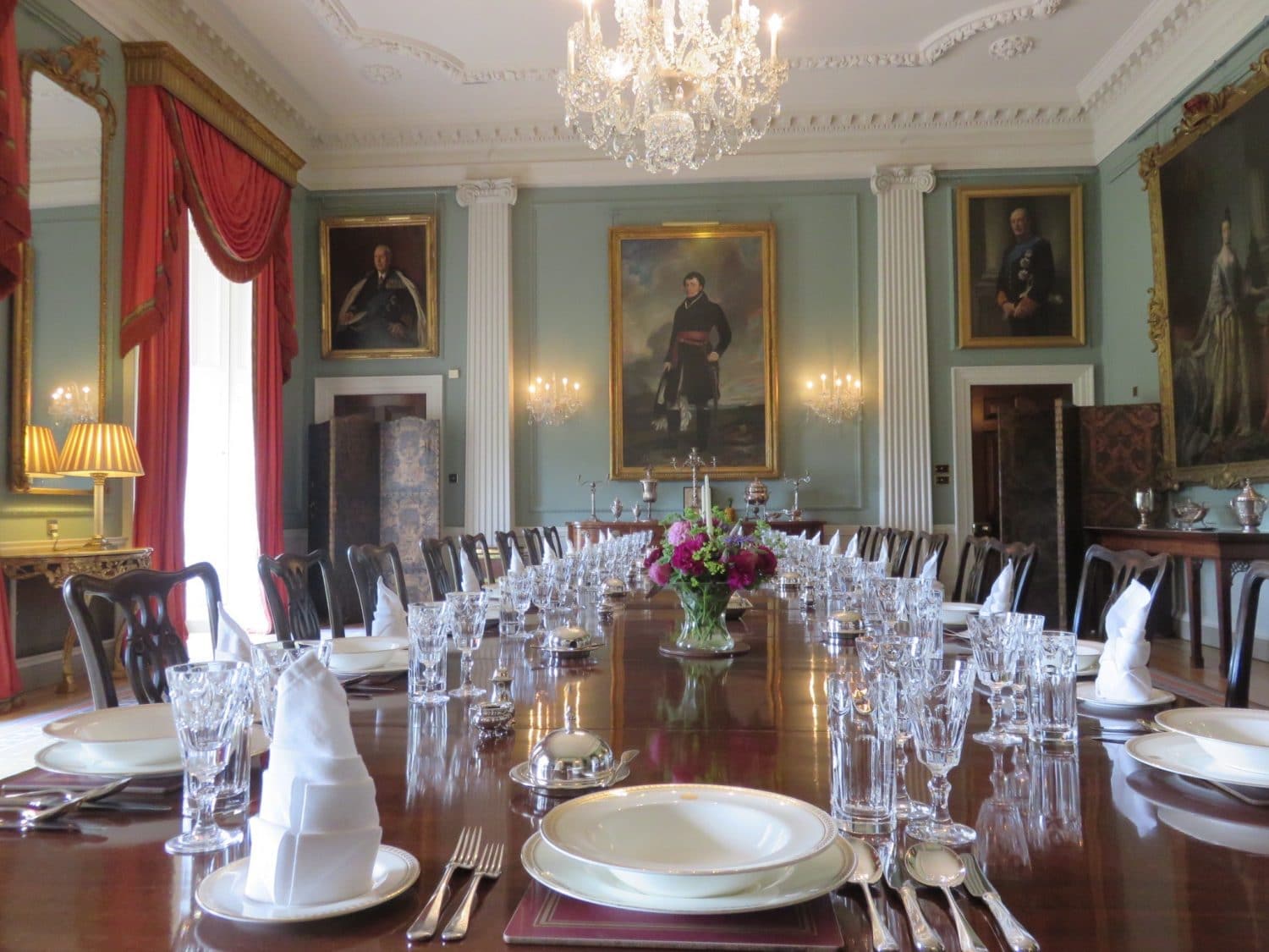 Kuzey İrlanda Hafta Sonu Tatili - Kraliyet Yemek Odası 