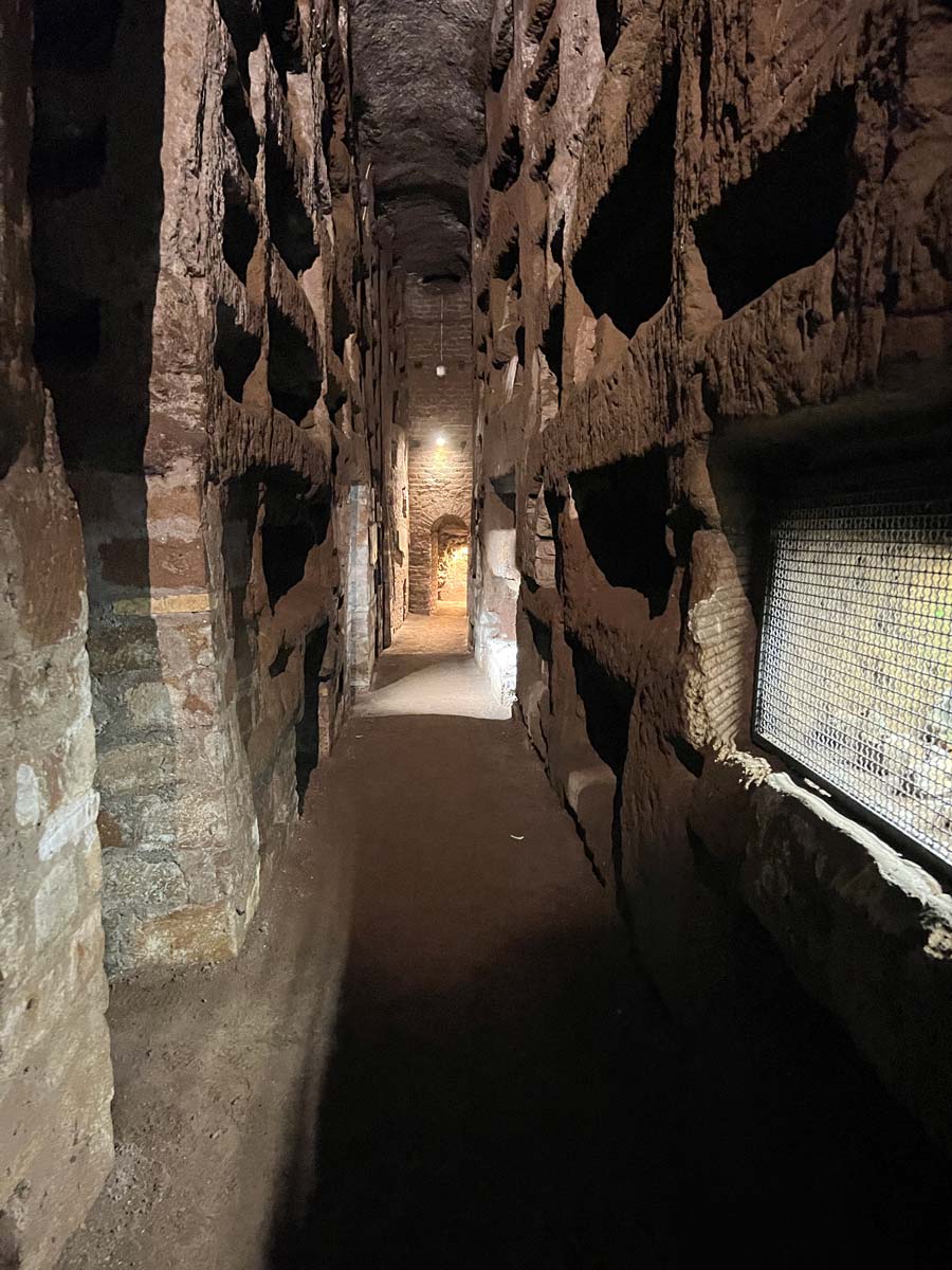 Roma'daki Yeraltı Mezarları