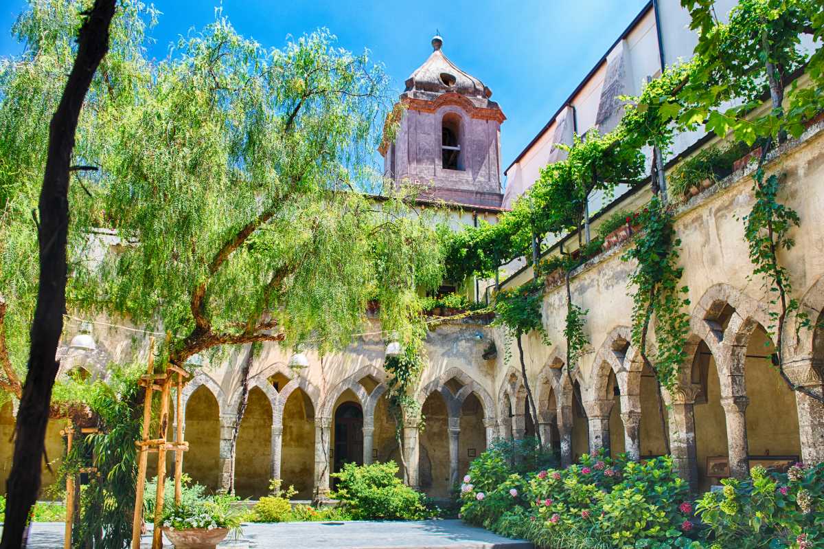 San Fran Sorrento Manastırı