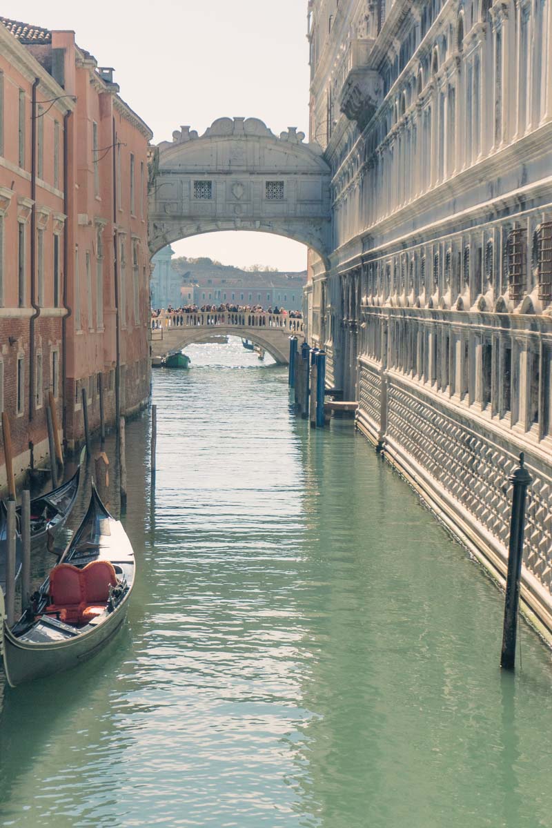 Ahlar Köprüsü Venedik