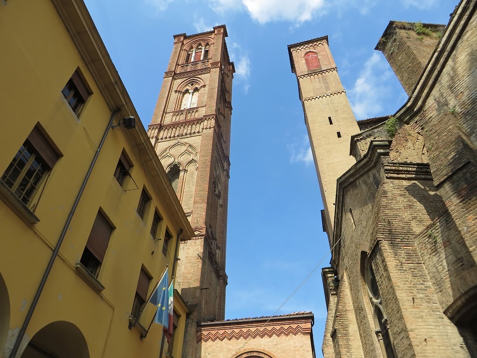 Bologna, İtalya'da ziyaret edilecekler listenizdeki en iyi yerlerden biri olmalı