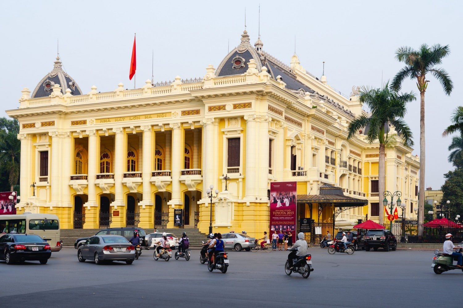 Hanoi'deyken opera binasındaki bir gösteriyi kaçırmayın