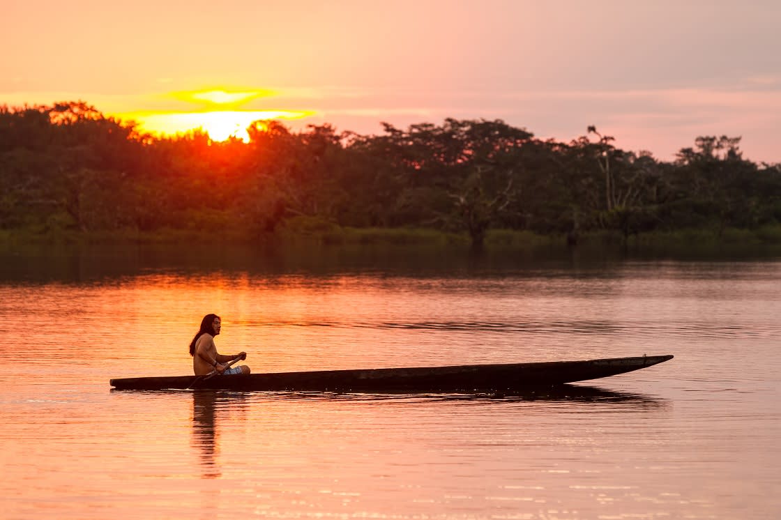 Ekvador Amazon Insanları Kabile Yerli Biyoçeşitlilik Kano Tekne Cuyabeno Amazonia