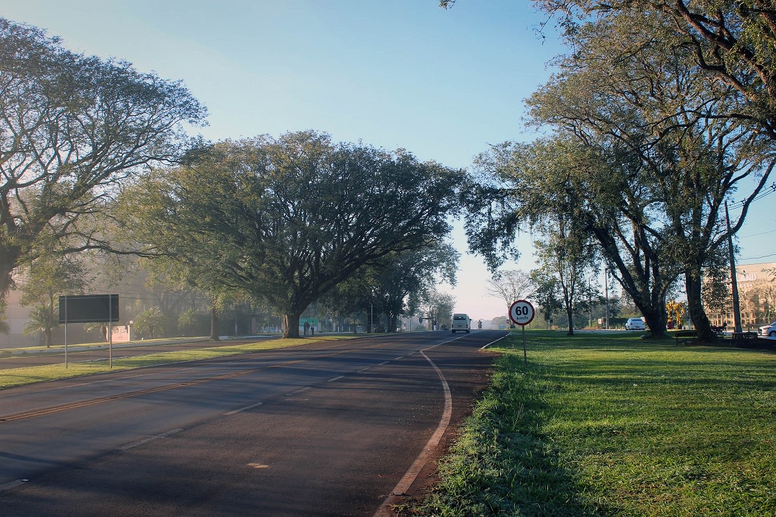 Iguazu Ulusal Parkı Brezilya'da Yol