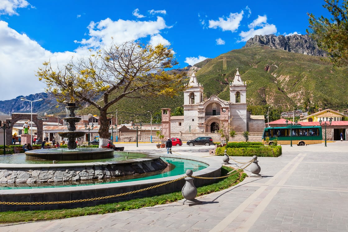 Chivay Ana Meydanı ve Ana Kilise, Colca, Arequipa - Peru