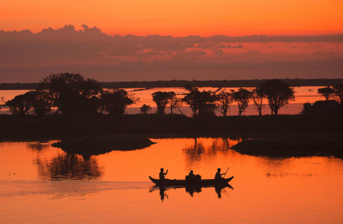 Tonle-Sap-Lake'de Günbatımı