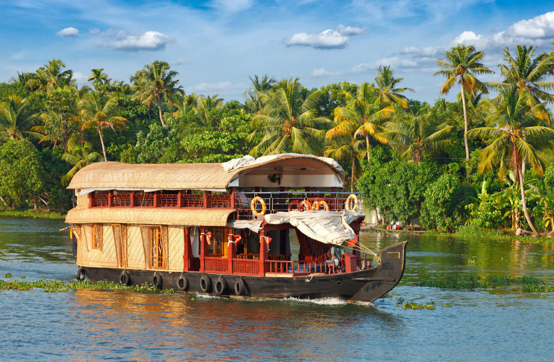 Kerala'da yüzen ev