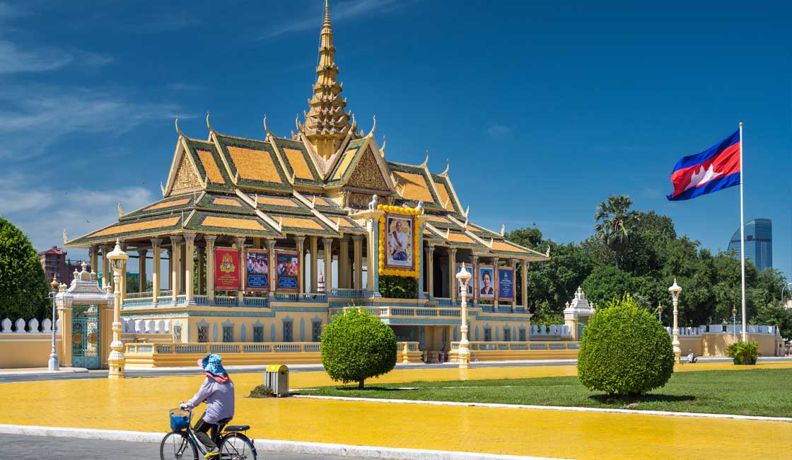 Phnom Penh'de bir Kraliyet Sarayı