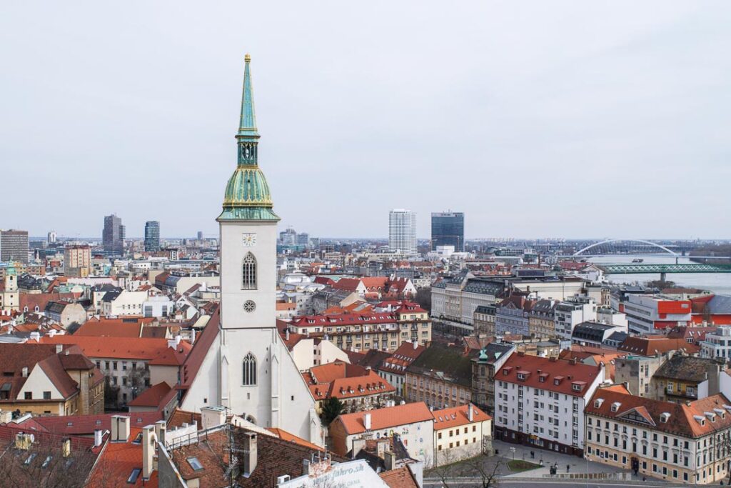 Bratislava Çatıları, Bratislava Günlük Gezi