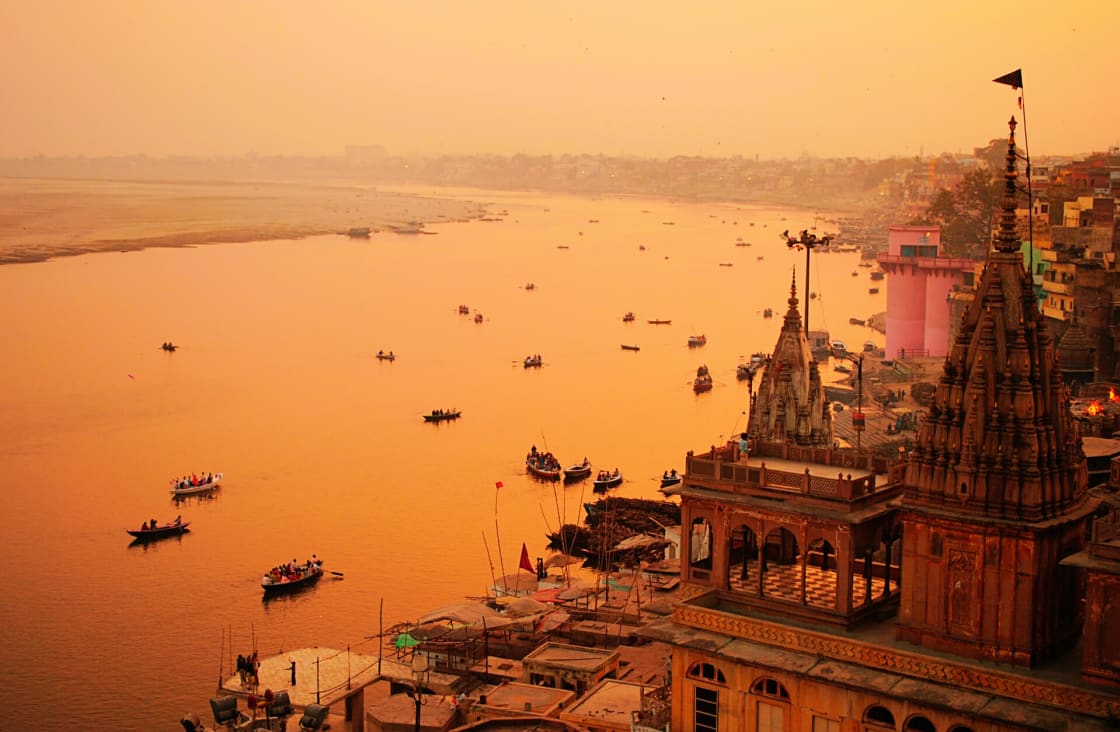 Gün batımında Varanasi