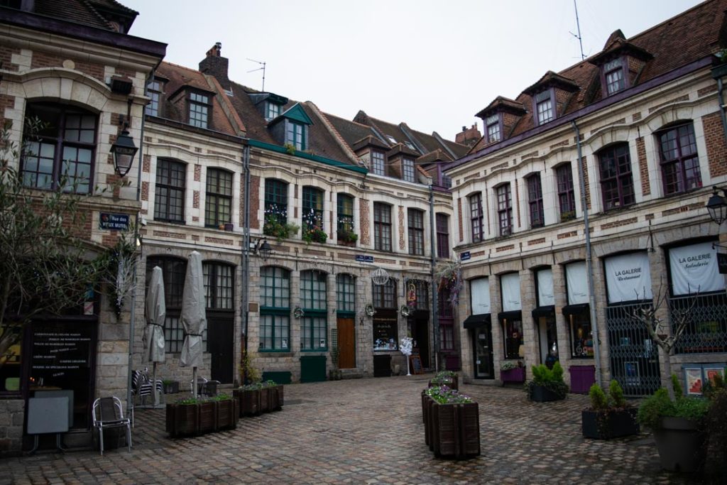 Place aux Oignons, Lille'e Günlük Gezi