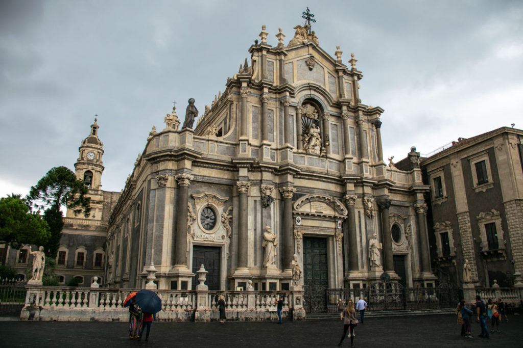 Katanya Katedrali, Katanya Sicilya'da Gezilecek En İyi Yerler